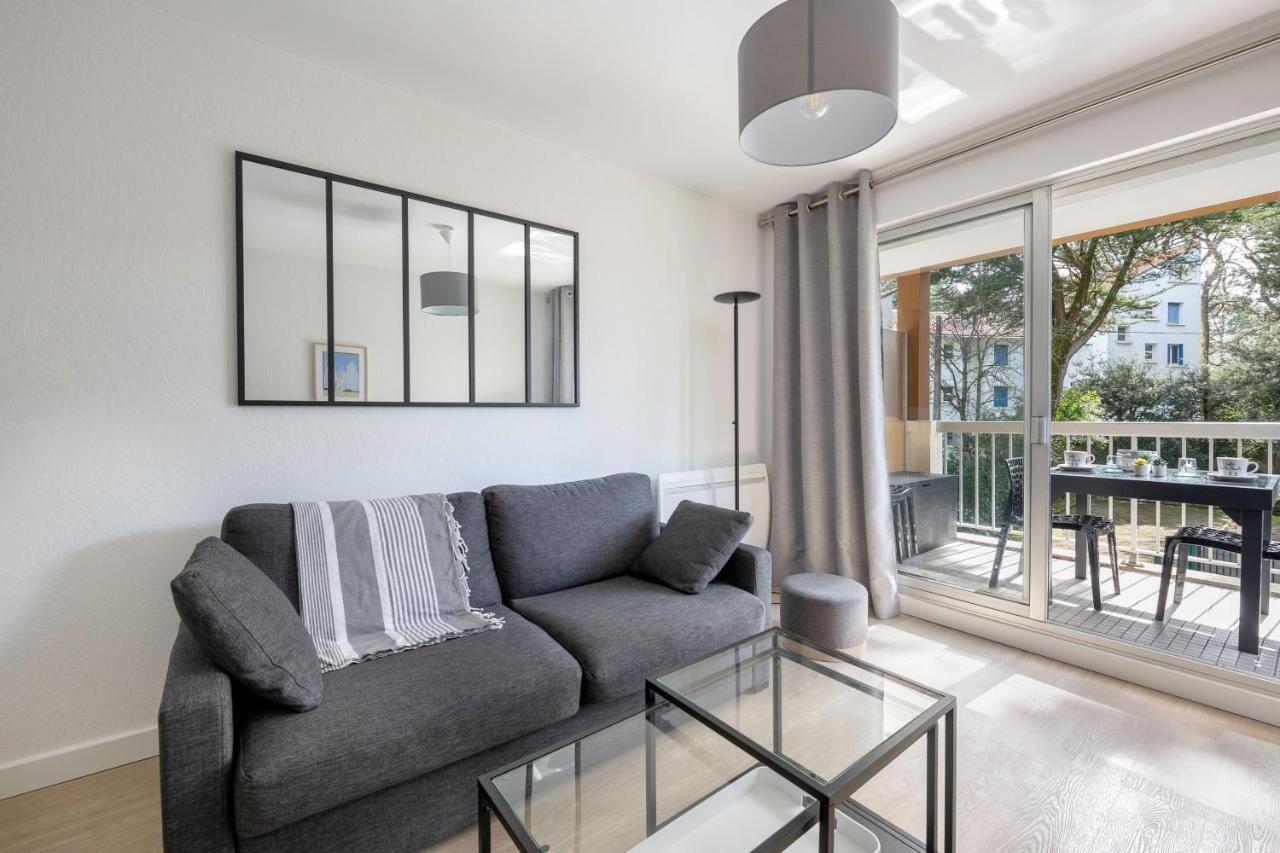Apartment A 300m De La De