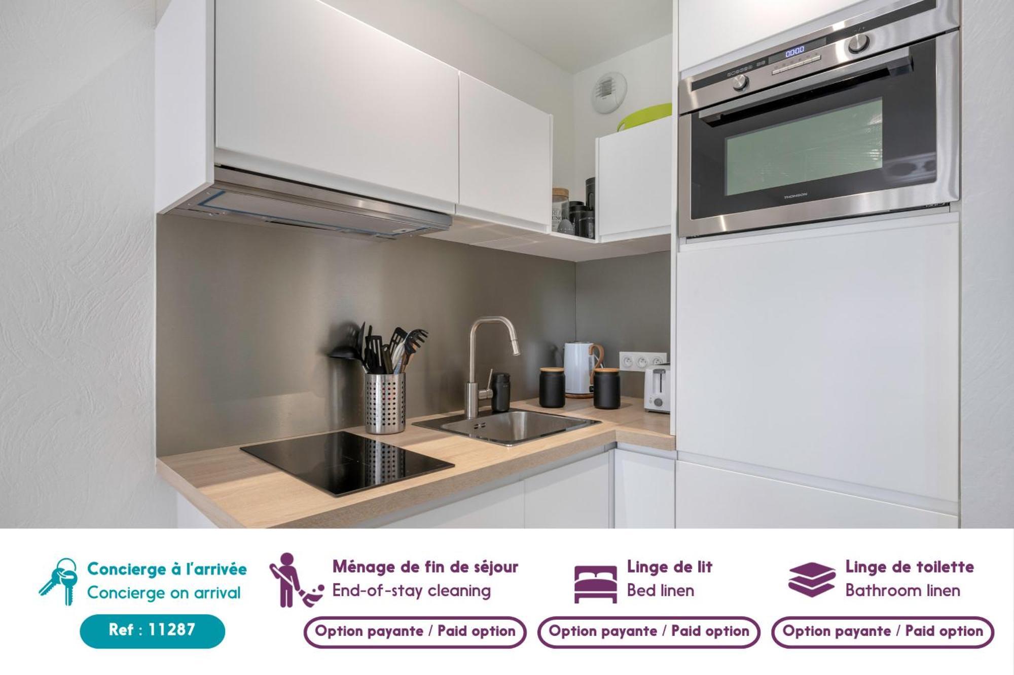 A 300m De La De Apartment